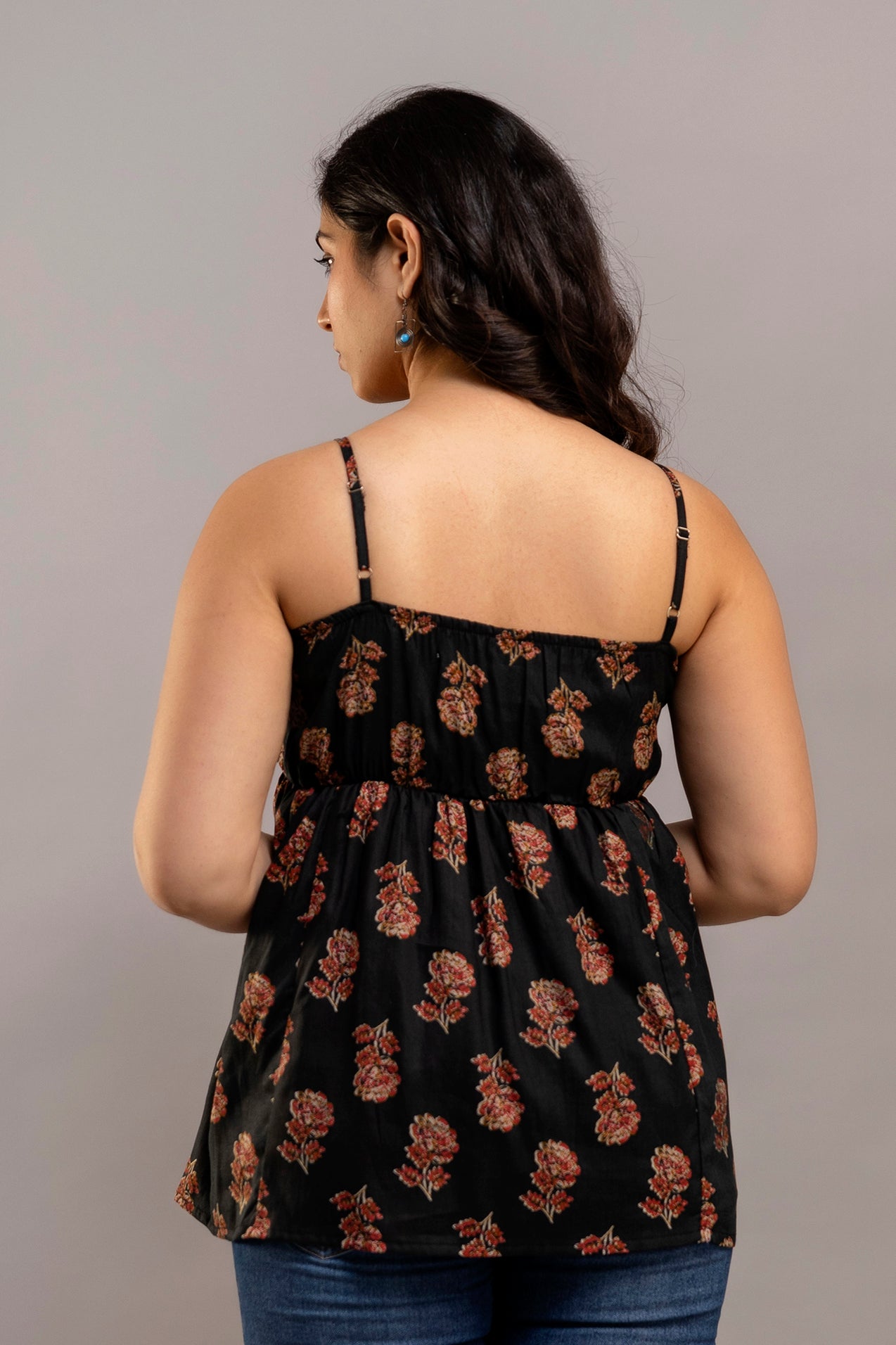 Black Sleeveless Floral Printed Cotton Top – Strappy Summer Kurti Style