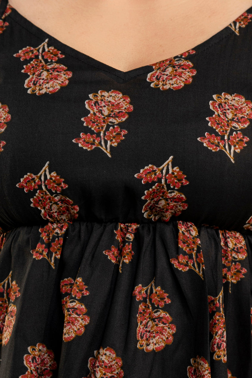 Black Sleeveless Floral Printed Cotton Top – Strappy Summer Kurti Style