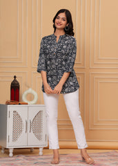 Black & White Floral Printed Cotton Short Kurti