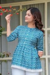 Ocean Wave Zig-Zag Top